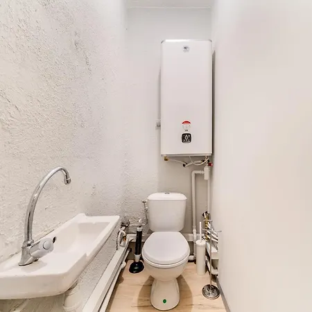 L'escale Des Halles 2-bedroom 3 Apartment *