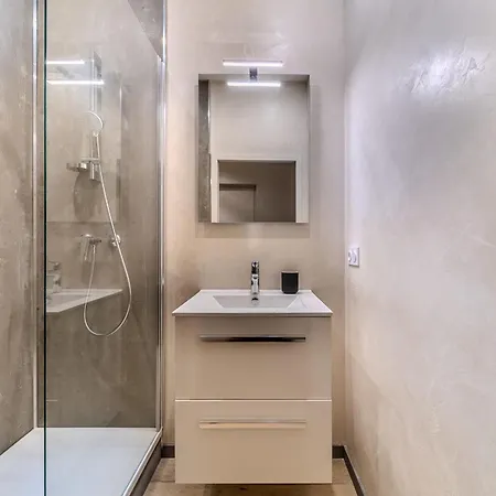 Apartment L'escale Des Halles 2-bedroom 3